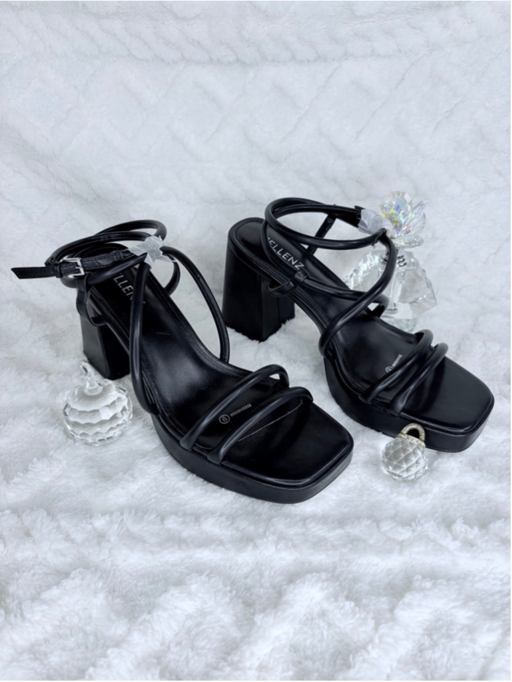 CELLENZ Women’s Size 9 Black Strappy Platform Block Heel Sandals